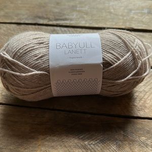 Babyull Lanett yarn